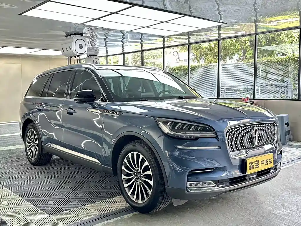 Aviator (Import) 3.0 T V6 AWD Graceful