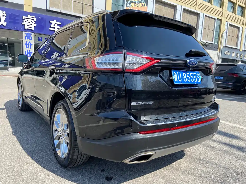 Edge 2.7 T GTDi 4 WD Supreme Sharp 7-seat