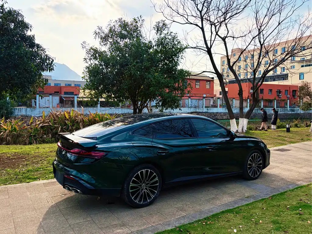 MG7 2.0 T Auto Trophy+ Turbo Dazzling