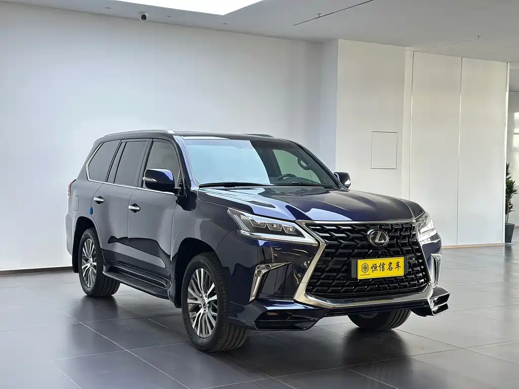 Lexus LX 570 Dynamic Luxury