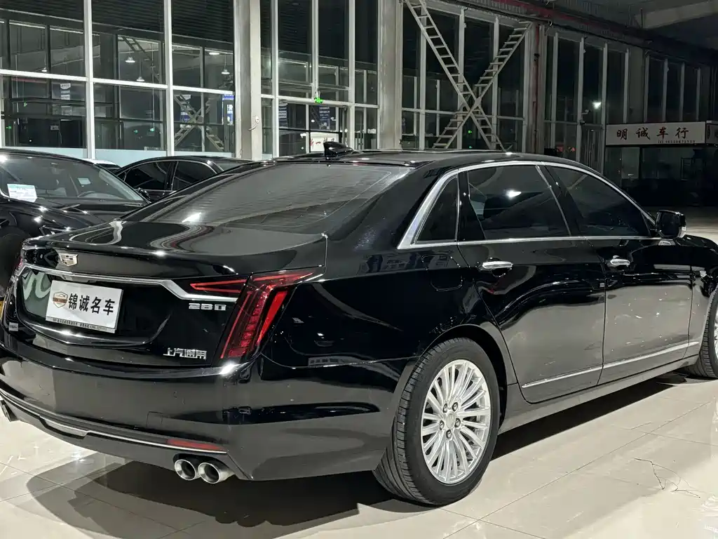 Cadillac CT6 28 T Style