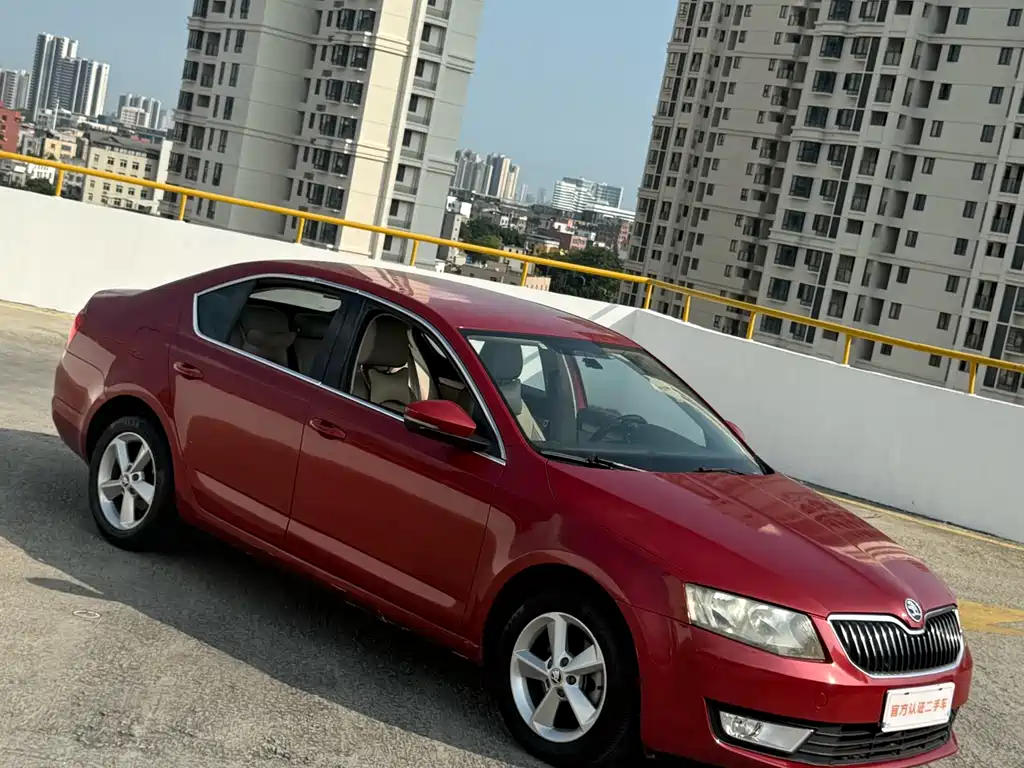 Octavia 1.6 L Auto Yijie