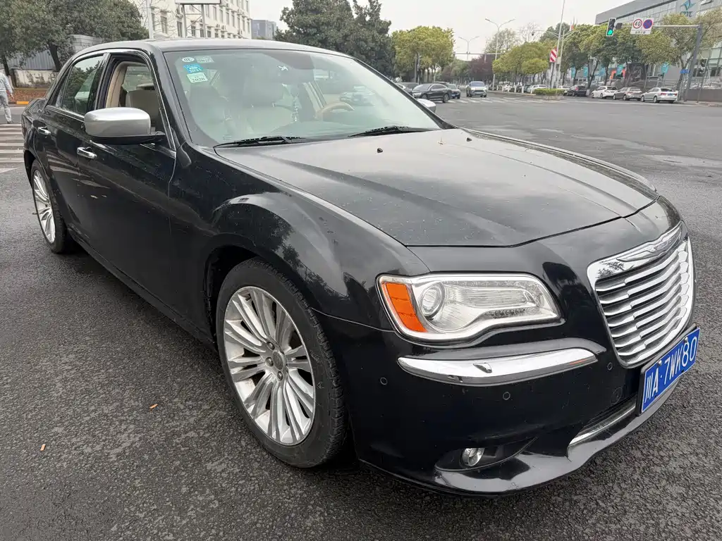 Chrysler 300 C (Import) 3.6 L Premium