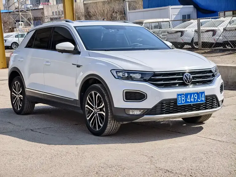 Volkswagen T-ROC 280 TSI DSG 2 WD Comfort Enjoyment PLUS