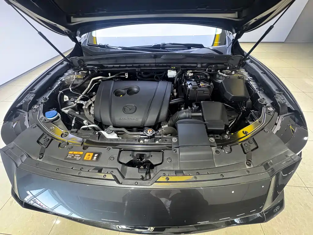 Mazda CX-50 2.0 L