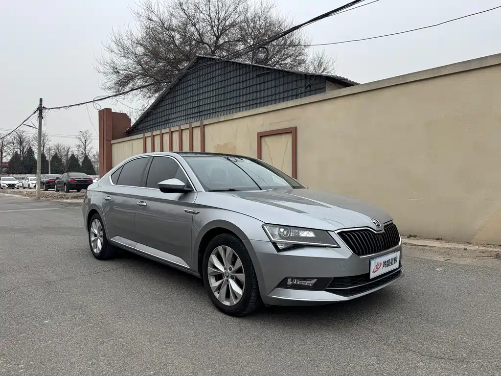 Superb TSI330 DSG Creation