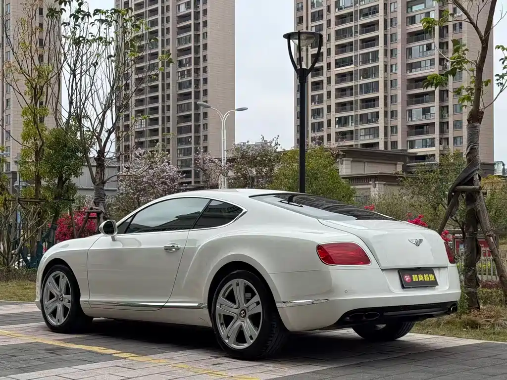 Continental GT 4.0 T GT V8