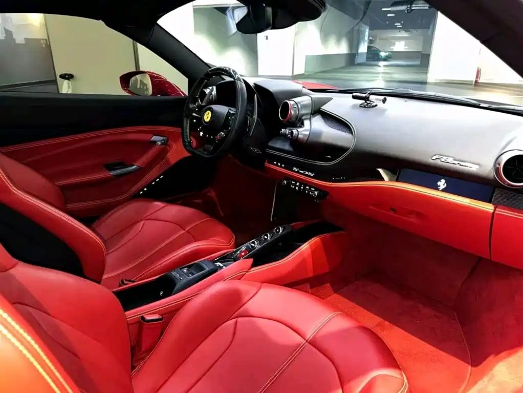 Ferrari F8 Spider 3.9 T V8