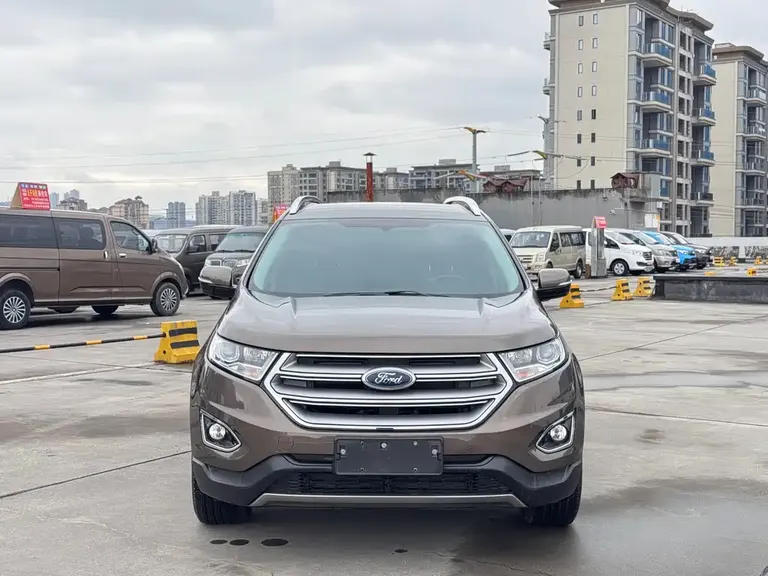 Ford Edge EcoBoost 245 2 WD Elite Sharp 5-seat