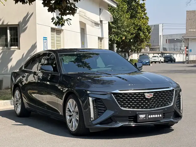 Cadillac CT6 28 T Distinguished