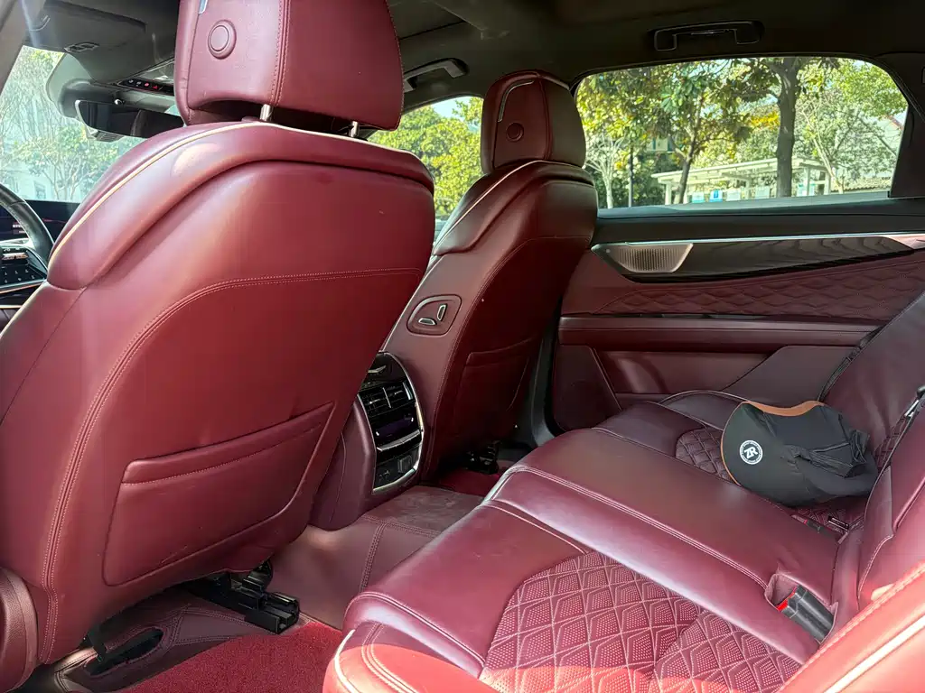 Cadillac CT6 28 T Distinguished