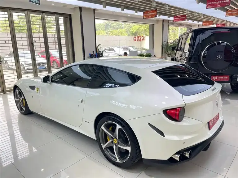 Ferrari FF 6.3 L V12