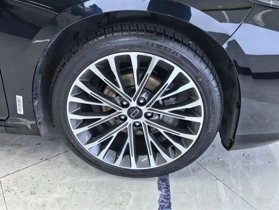 Besturn B70 Dragon 1.5 T Leading Innovation