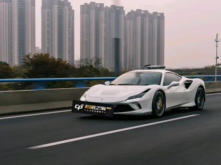 Ferrari F8 Tributo 3.9 T V8
