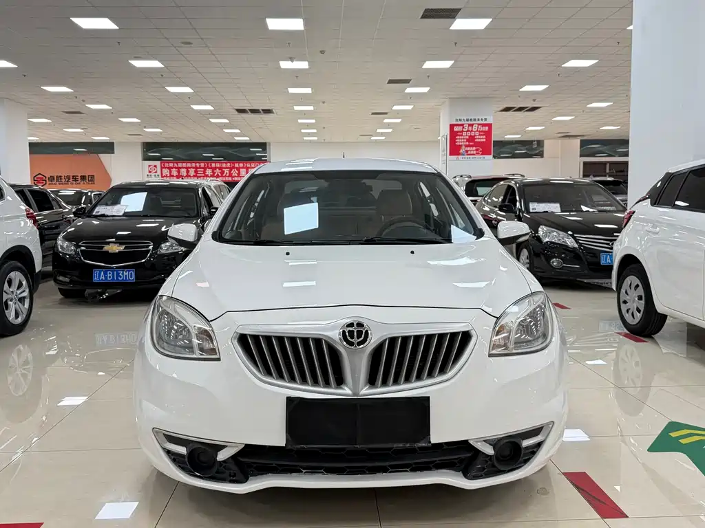 Brilliance H330 中华H330 2013款 1.5 L 自动舒适型