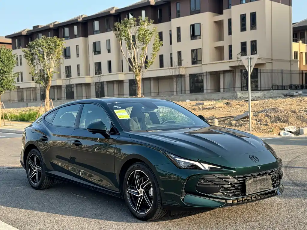 MG7 1.5 T 300 DCT Luxury