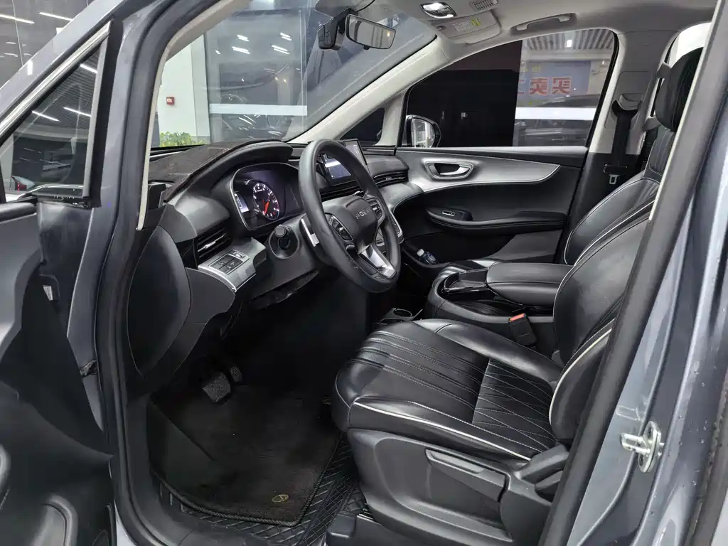 Roewe iMAX8 400 TGI Enjoyment