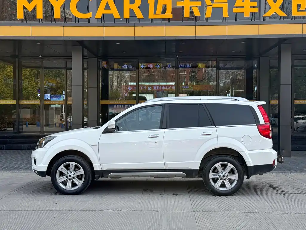 Haval H5 Classic Classic 2.0 T Manual 4 WD Distinguished