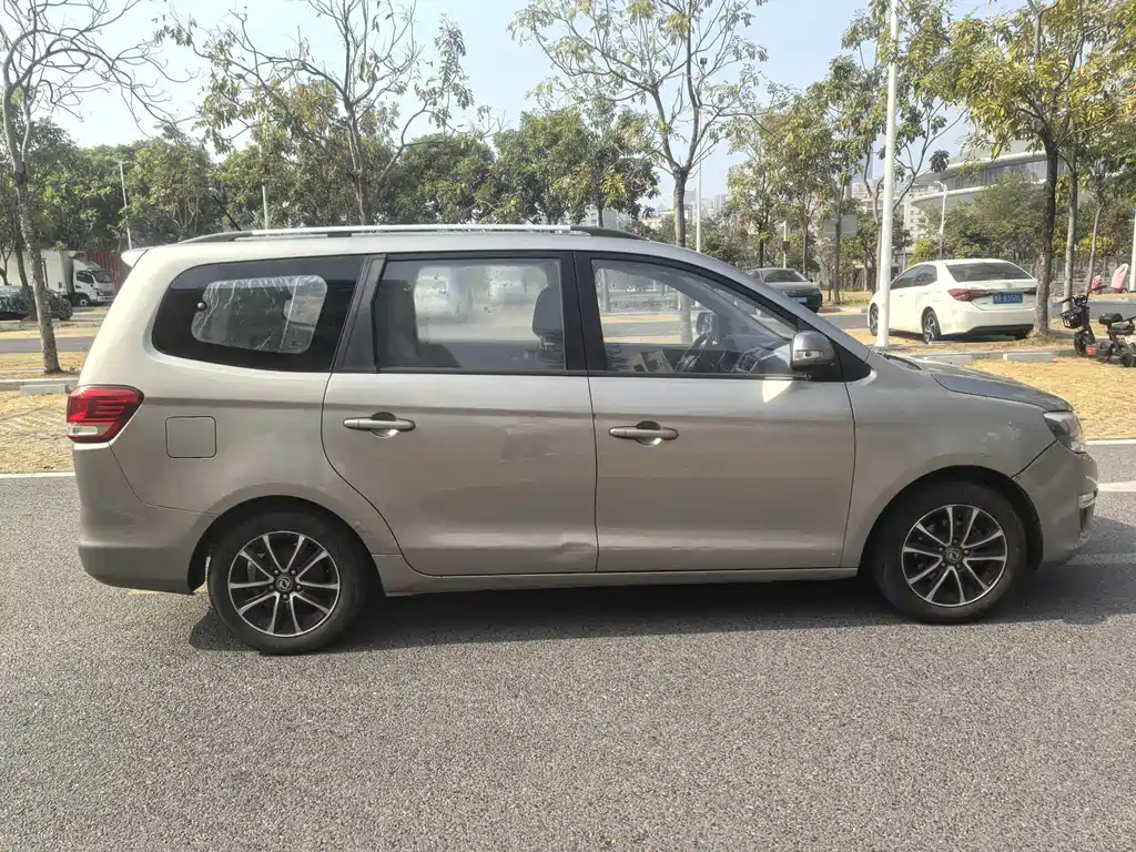 Fengxing S500 1.5 L Manual Comfort