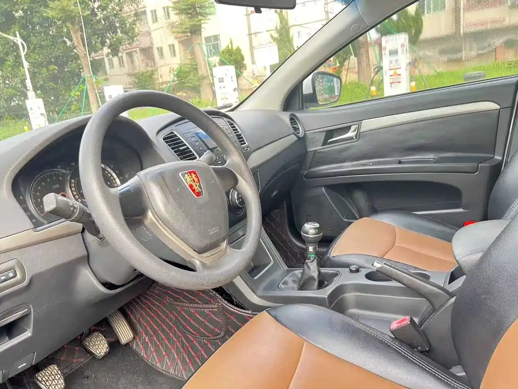 Roewe 350 1.5 L Manual Swift Speed