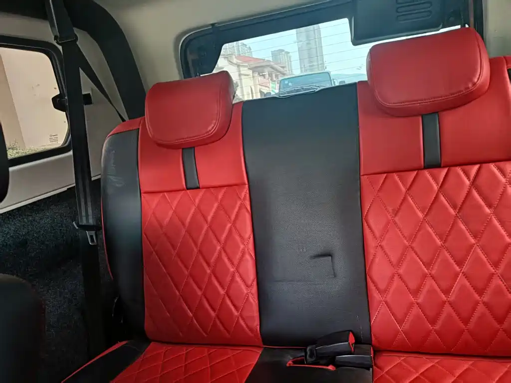 BAIC BJ40 北京越野BJ40 2016款 2.3 T 自动两驱尊贵版