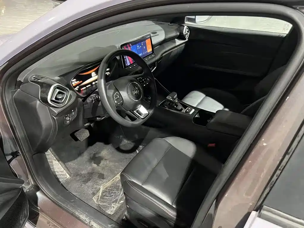 MG5 300 TGI Global Flagship