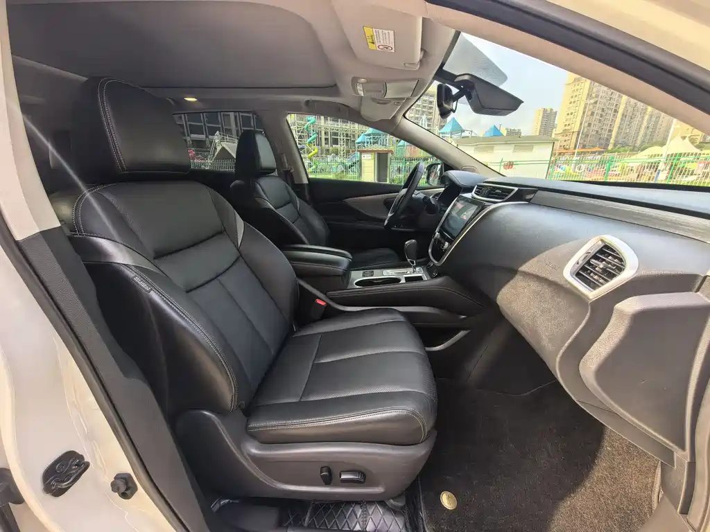 Murano 2.5 L XL 2 WD Connected Luxury