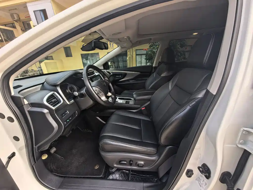 Murano 2.5 L XL 2 WD Connected Luxury