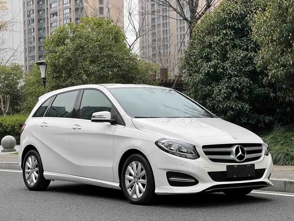 Mercedes-Benz B-Class B 180