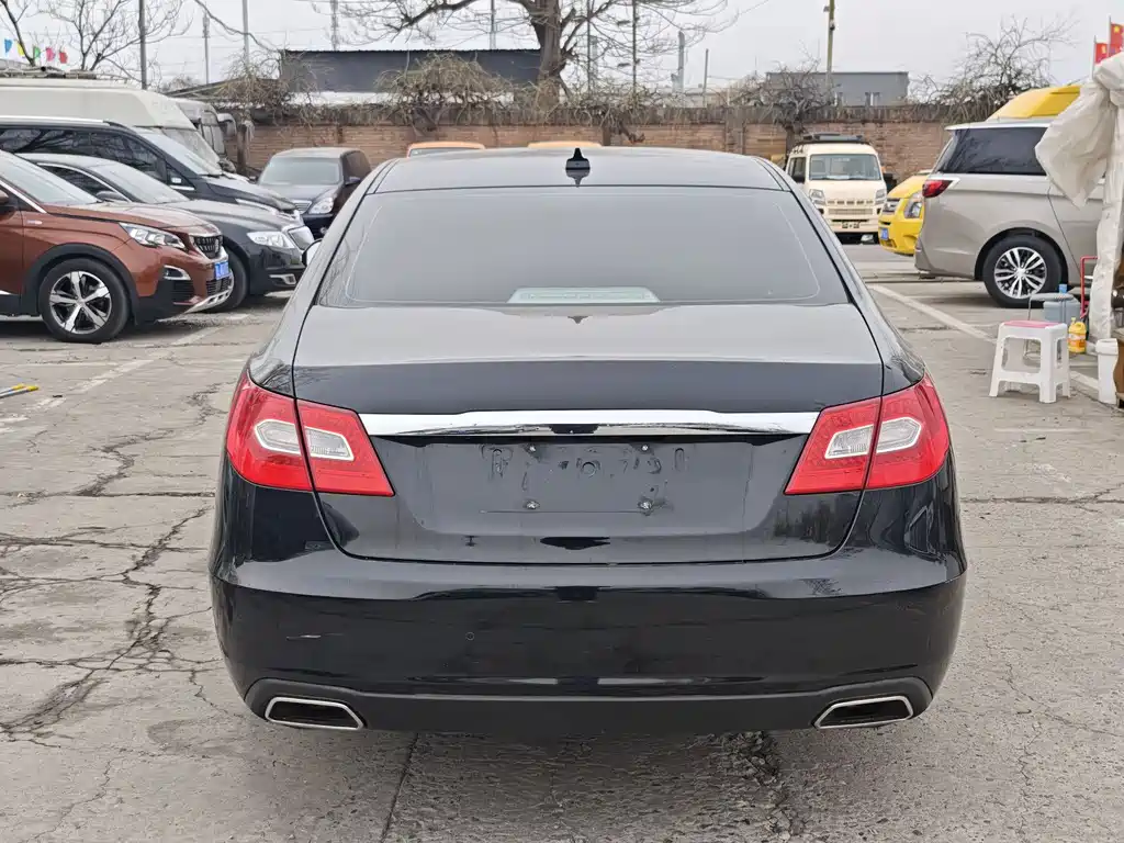 Hongqi H7 2.0 T Luxury