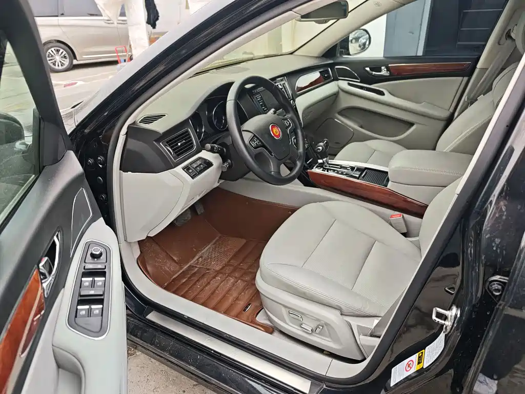 Hongqi H7 2.0 T Luxury