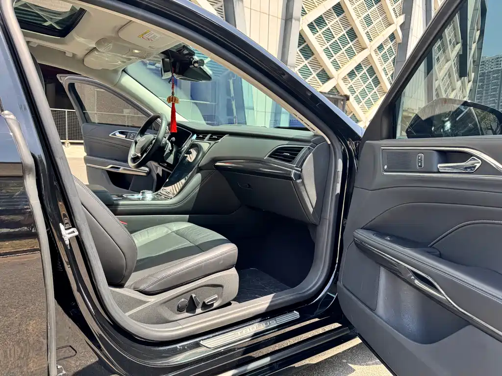 Taurus EcoBoost 245 Premium