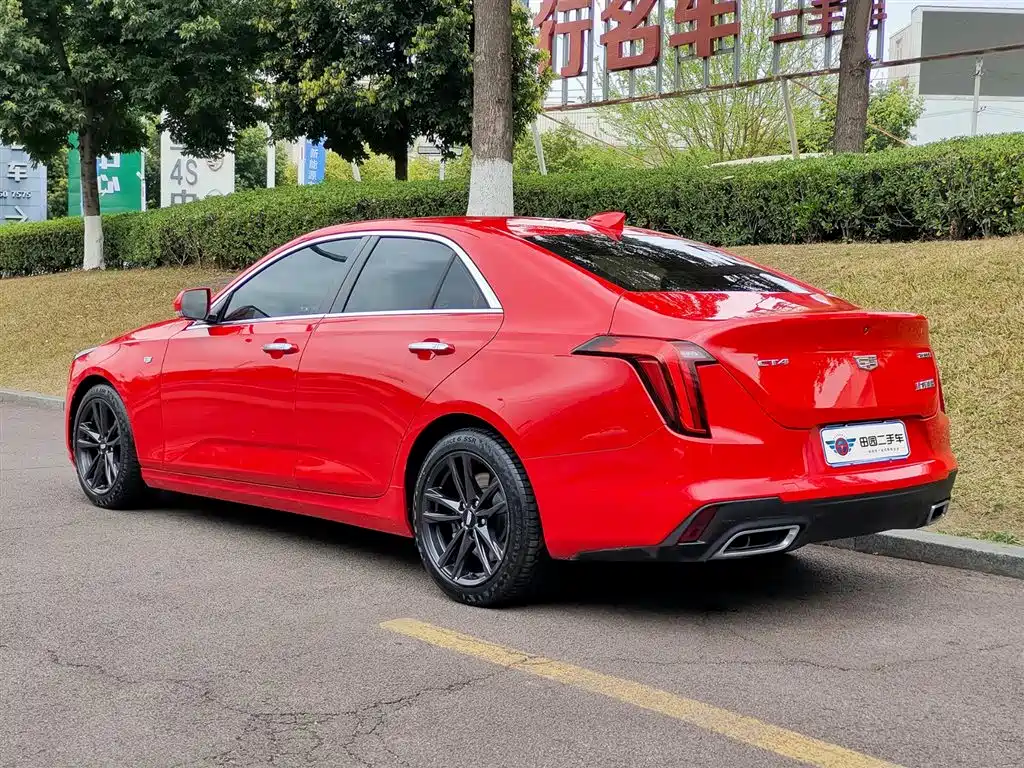 Cadillac CT4 28 T Luxury