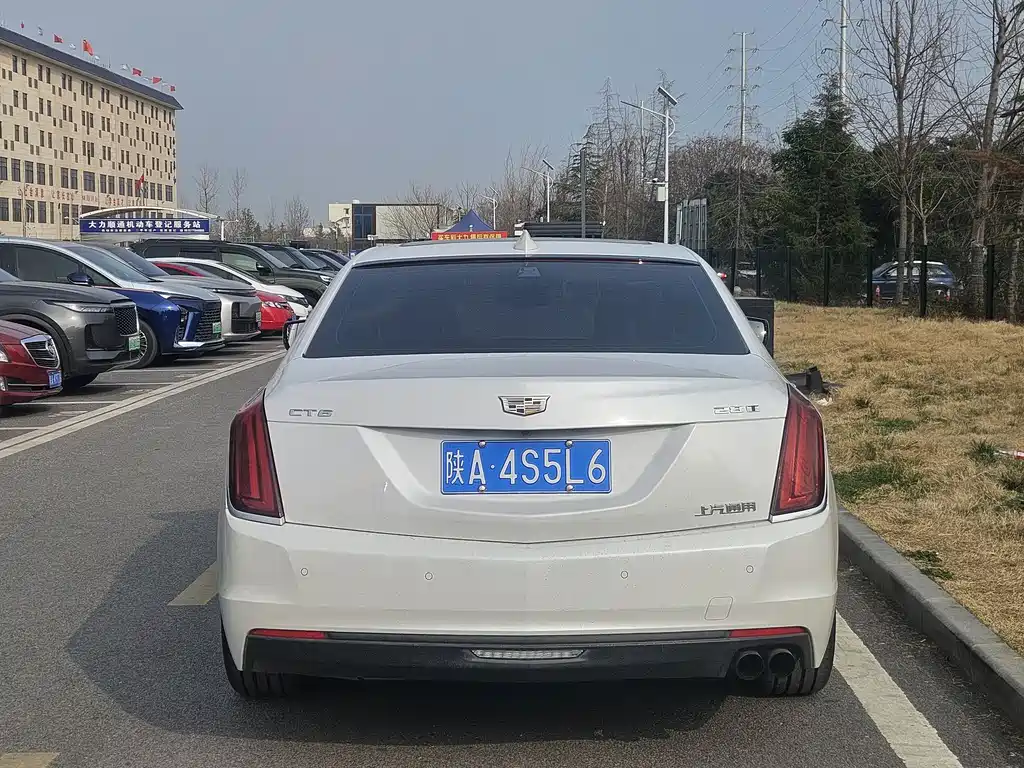 Cadillac CT6 28 T Luxury