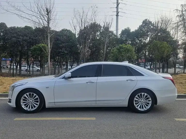Cadillac CT6 28 T Luxury