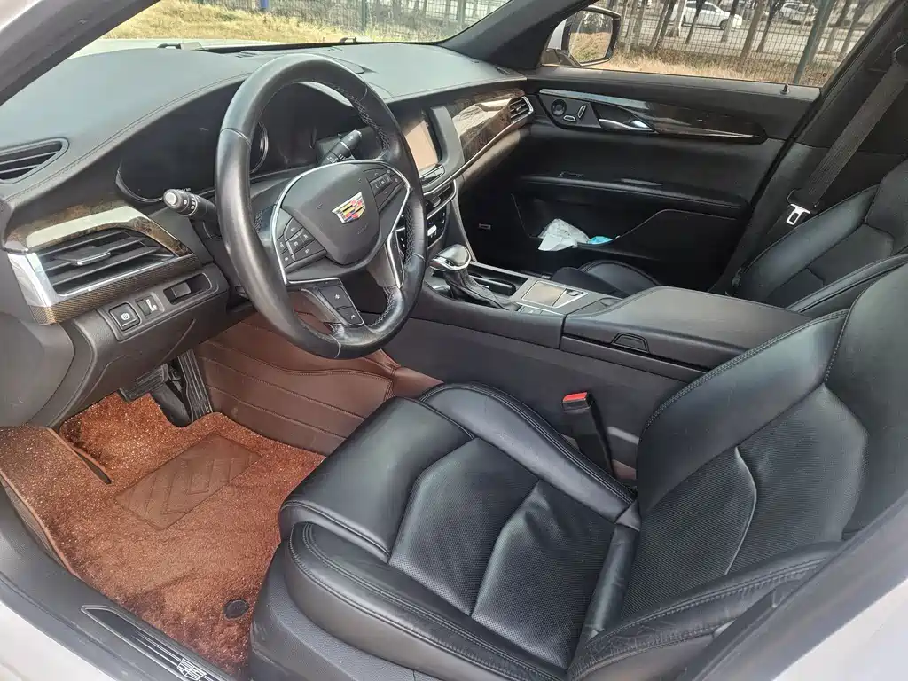 Cadillac CT6 28 T Luxury
