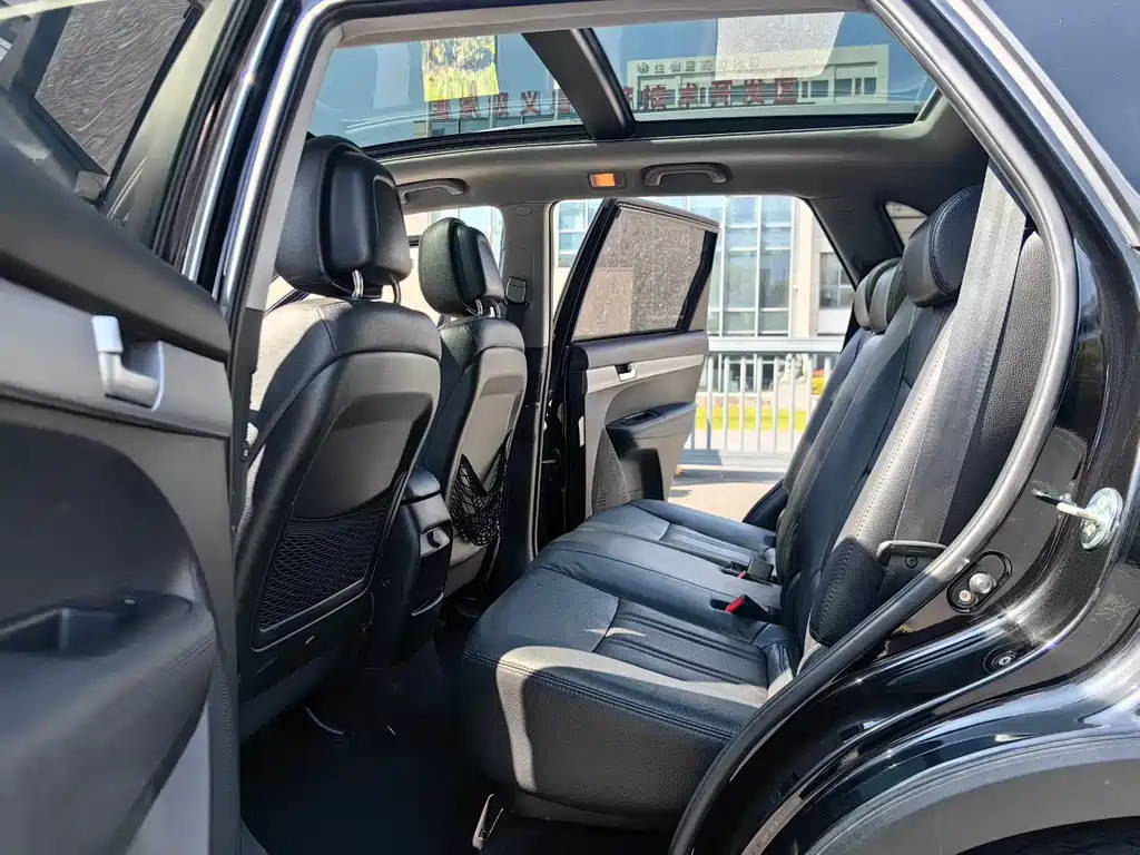 Sorento 2.4 L 5-seat Gasoline Luxury