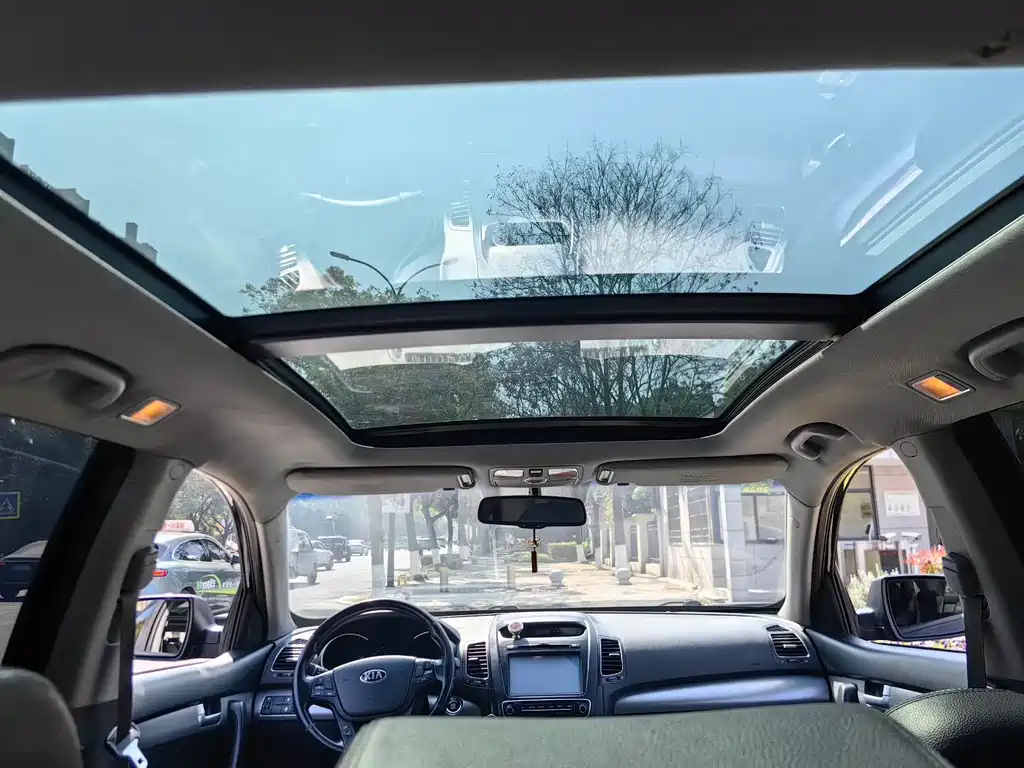 Sorento 2.4 L 5-seat Gasoline Luxury