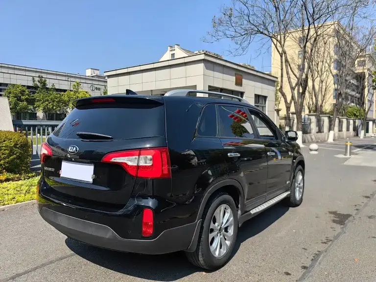 Kia Sorento 2.4 L 5-seat Gasoline Luxury