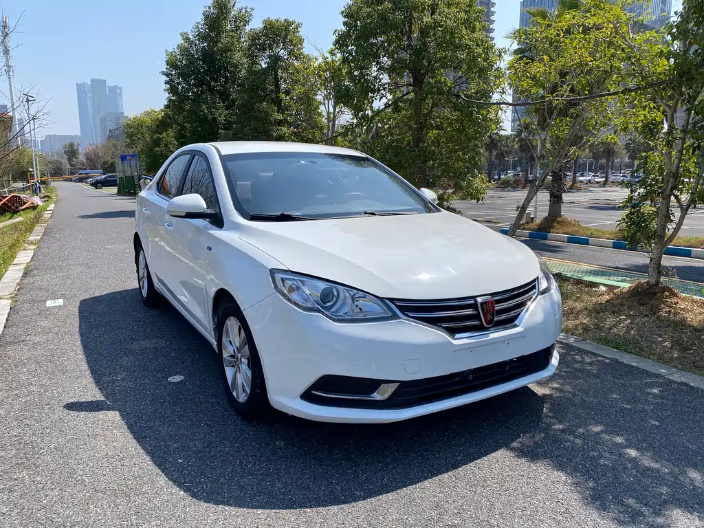 Roewe 360 1.5 L Auto Smart Screen