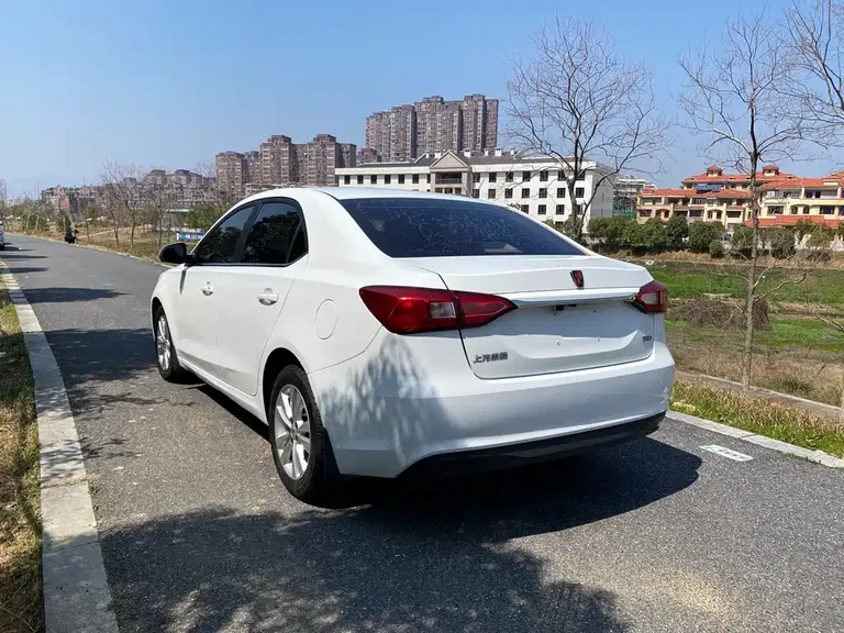 Roewe 360 1.5 L Auto Smart Screen