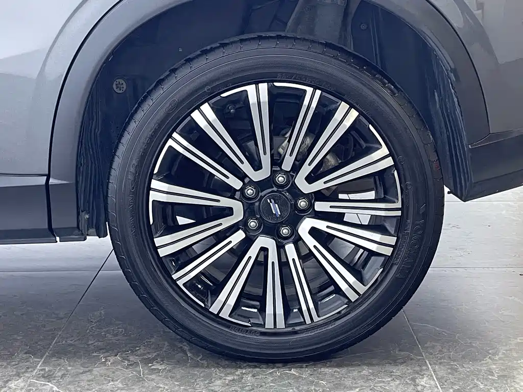 Changan Oshan X5 1.5 T DCT Distinguished