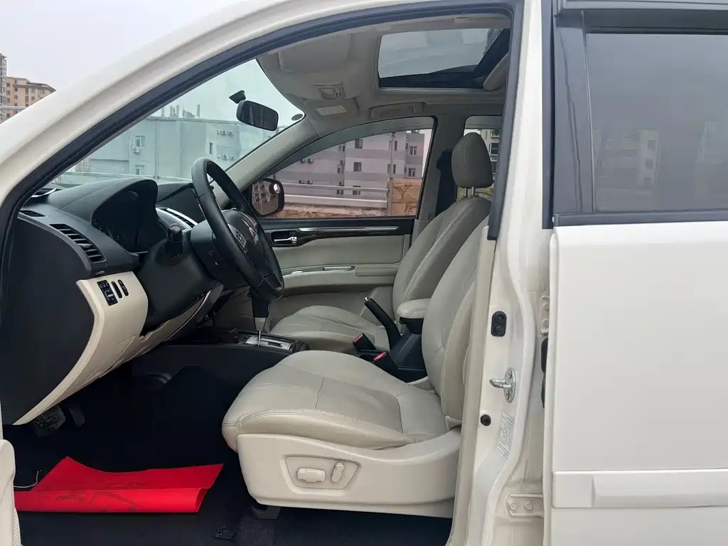 Pajero Sport 3.0 L Auto 2 WD Luxury