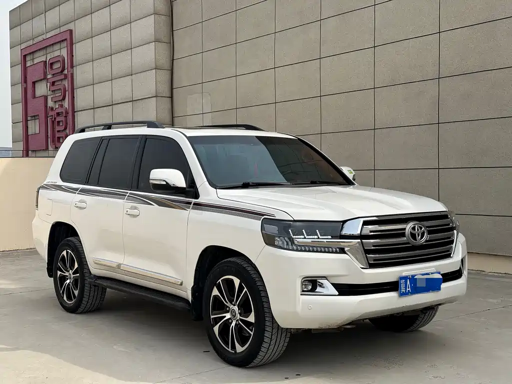 Land Cruiser 4.7 L Auto VX