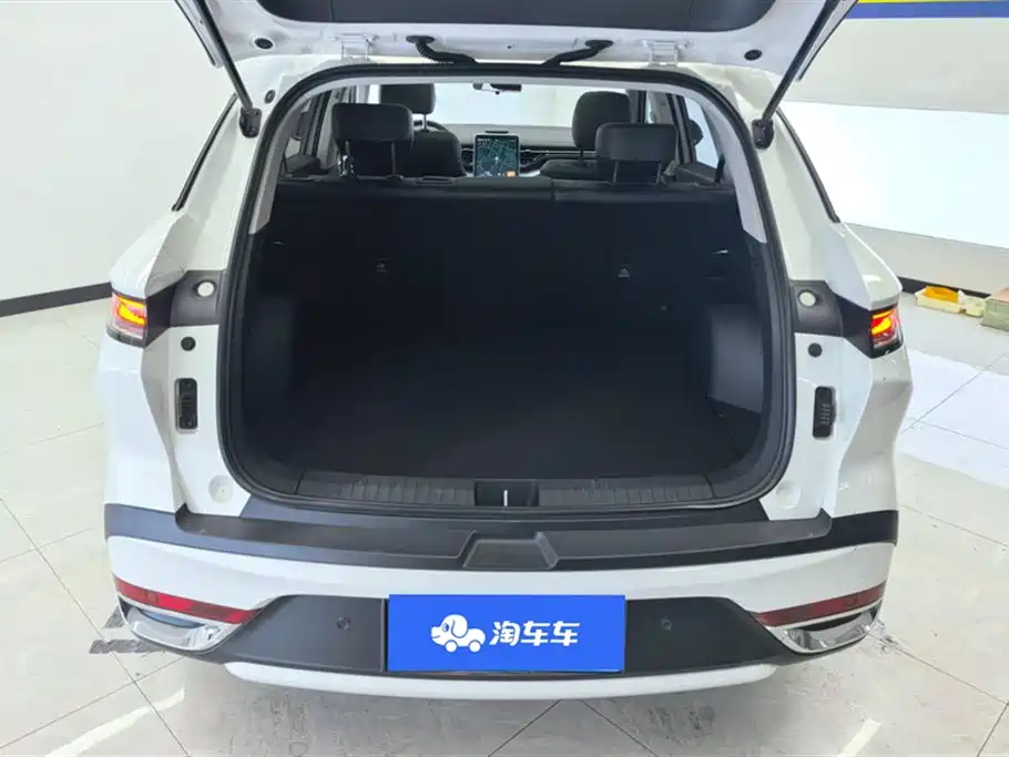 Besturn T90 1.5 T DCT Auto Distinguished
