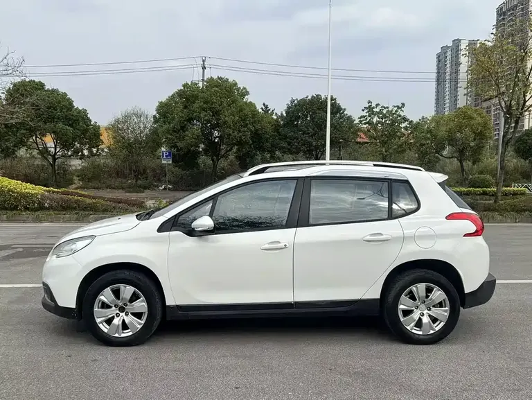 Peugeot 2008 2016 230 THP Auto Navigator