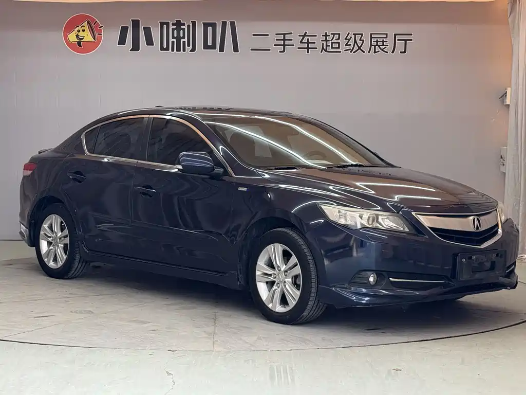 Acura ILX 1.5 L Hybrid