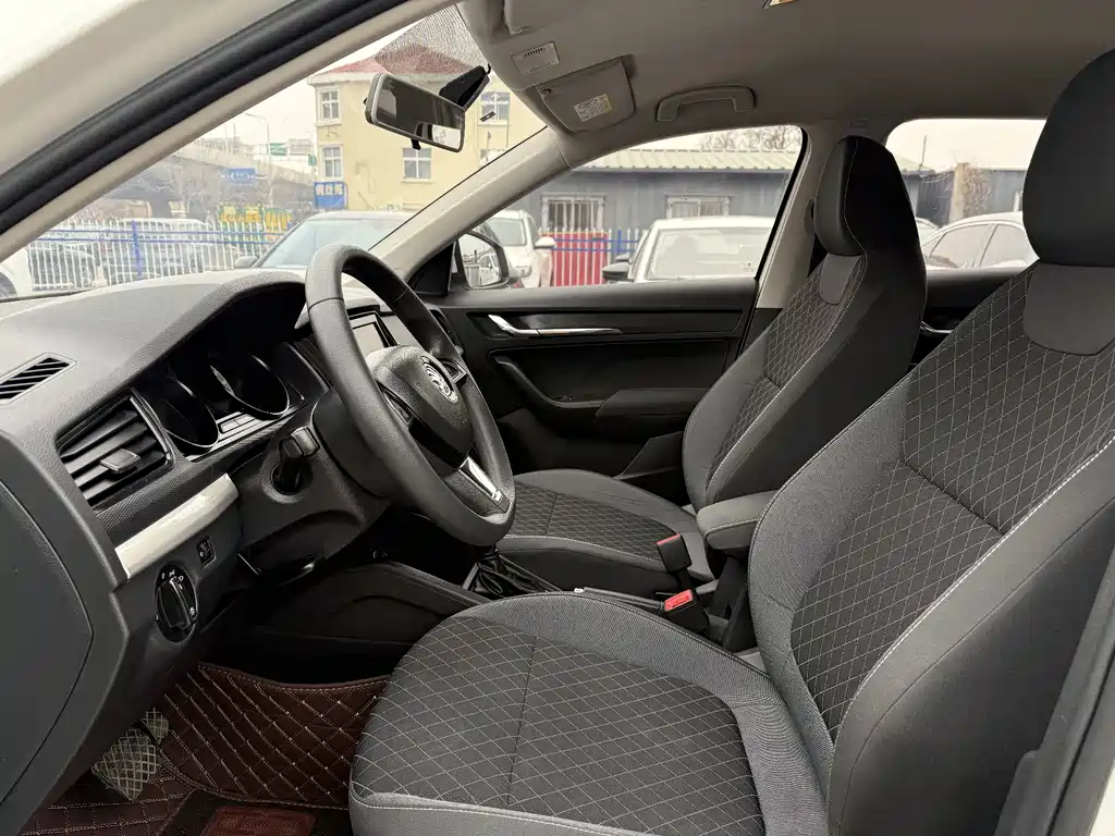 Kamiq 1.5 L Auto Standard CN-VI