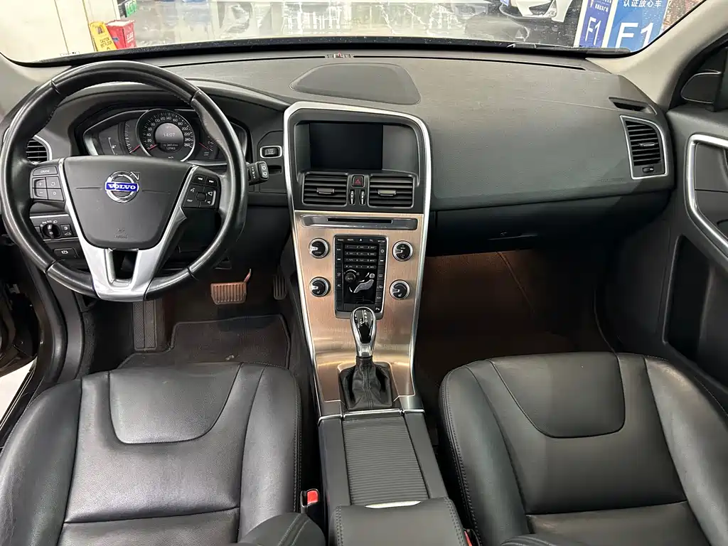 Volvo XC60 T5 Smart Progress