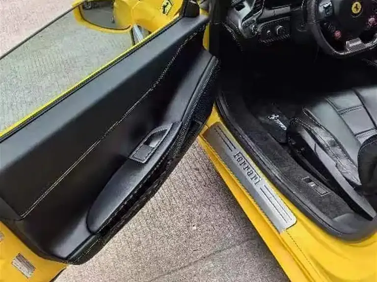 Ferrari 458 4.5 L Spider